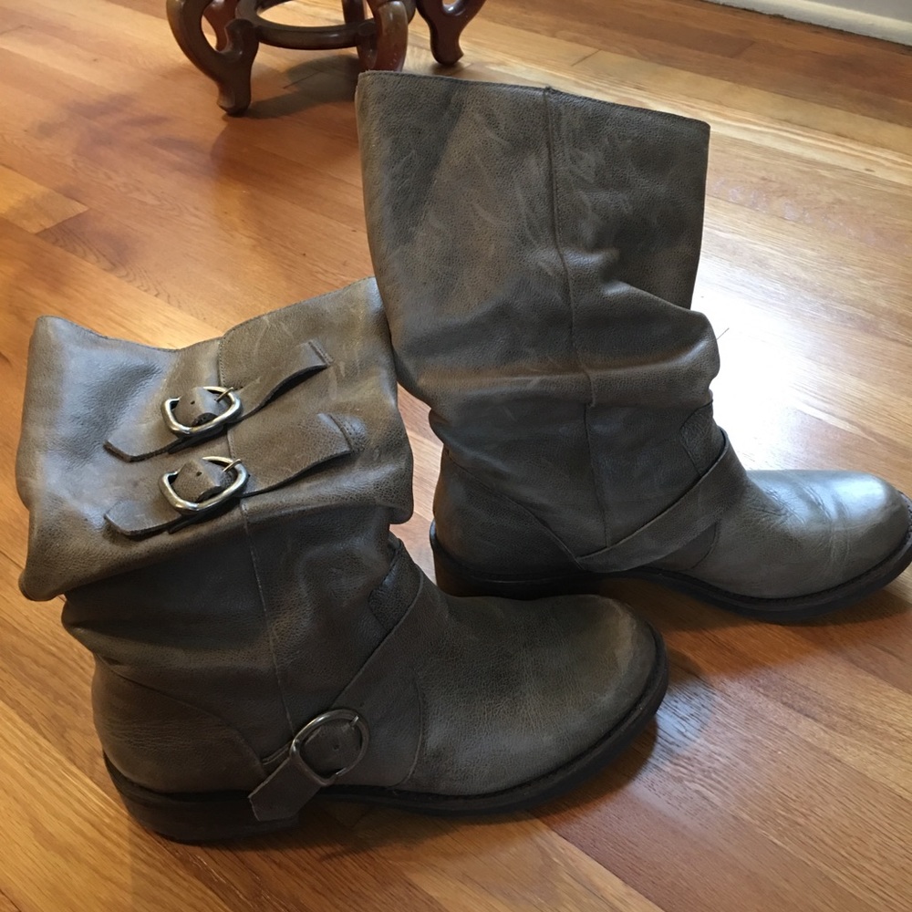Women’s boots